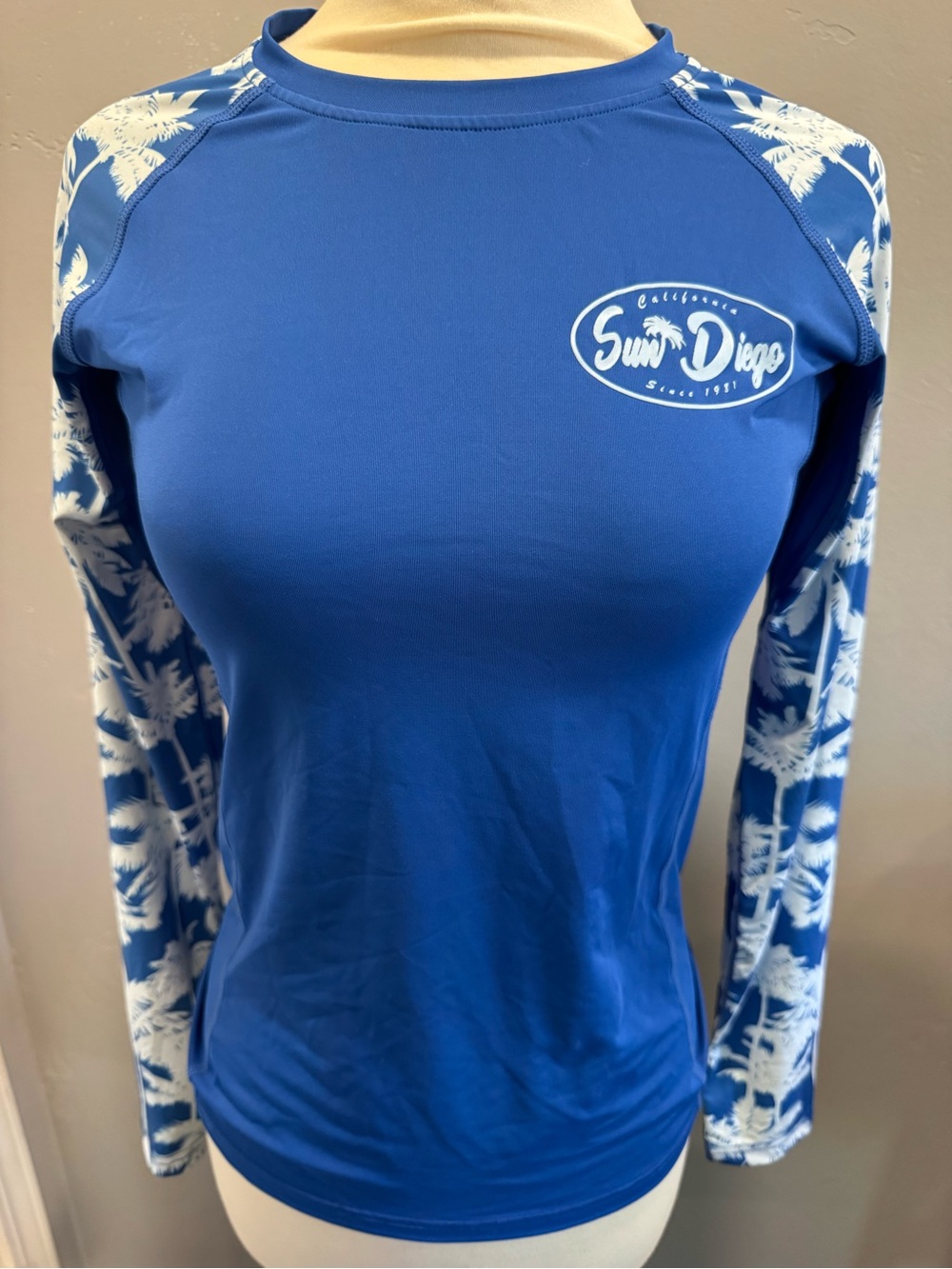 Sun Diego Blue Long Sleeve Palm Print Rash Guard Size M